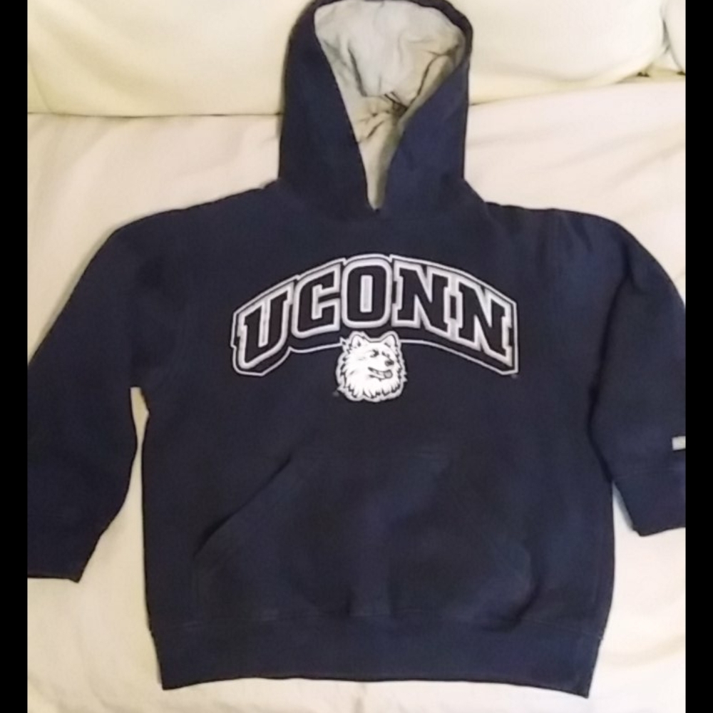 UCONN HOODIE SWEATSHIRT BOYS SMALL 2/$25